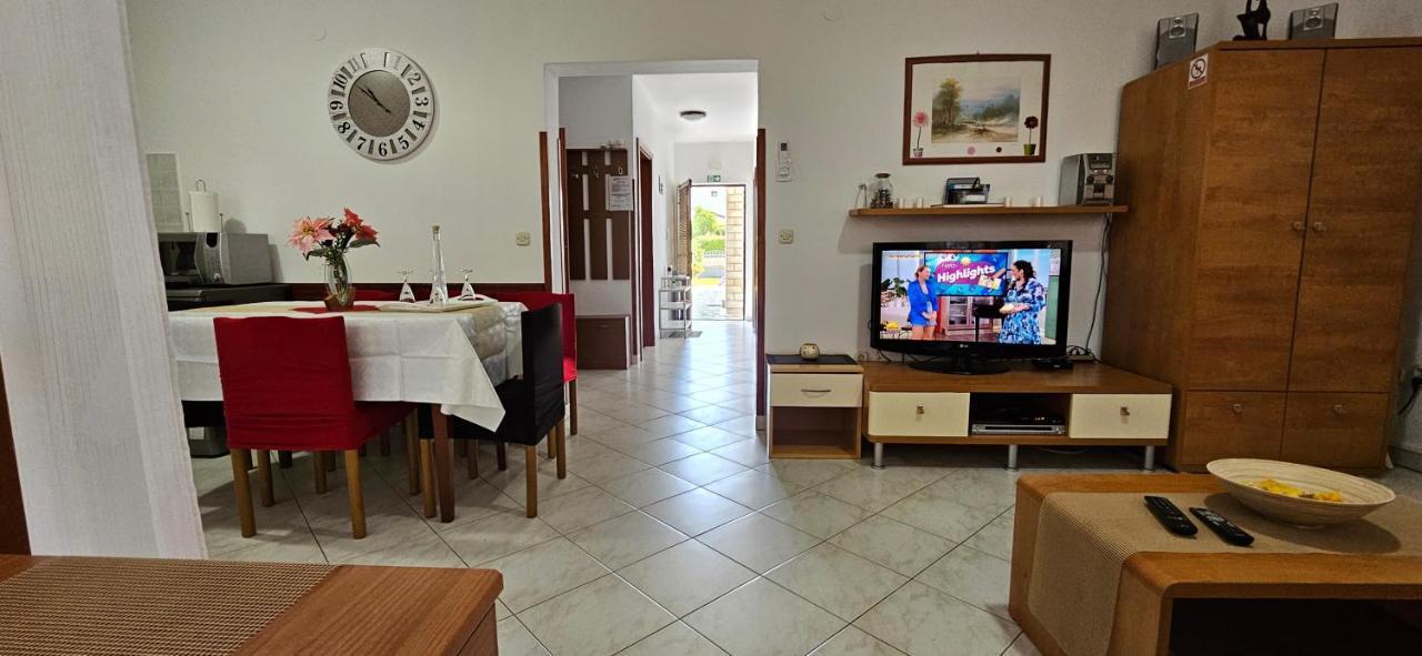 Andela Apartment بولا المظهر الخارجي الصورة