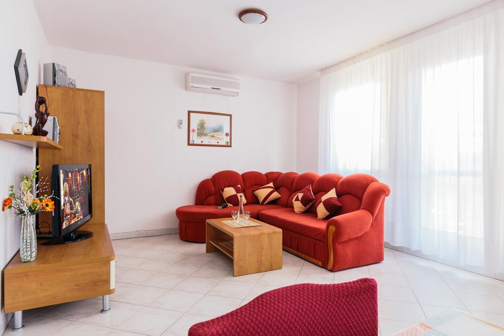 Andela Apartment بولا الغرفة الصورة